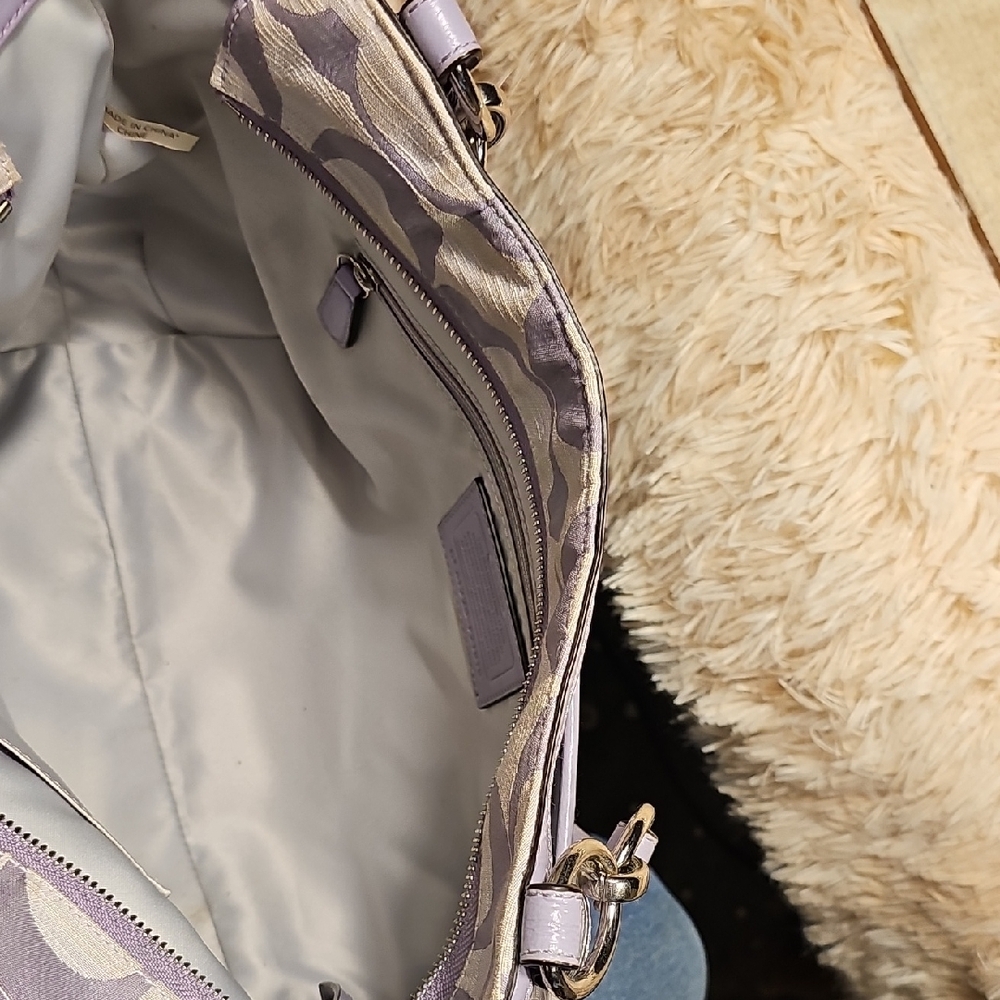 Coach Lavender and Beige Shoulder Bag - Picture 6 of 7